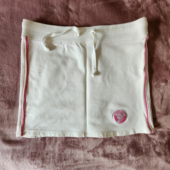 Junior's Mini Skirt - Picture 1 of 2